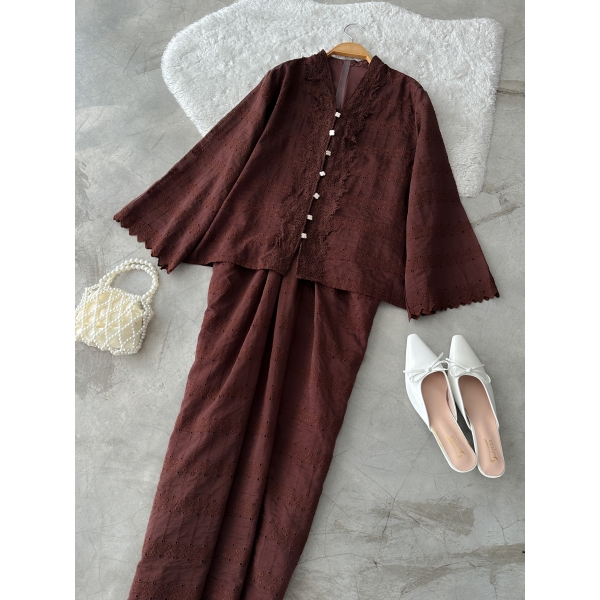 Aslah Embroidery Kurung